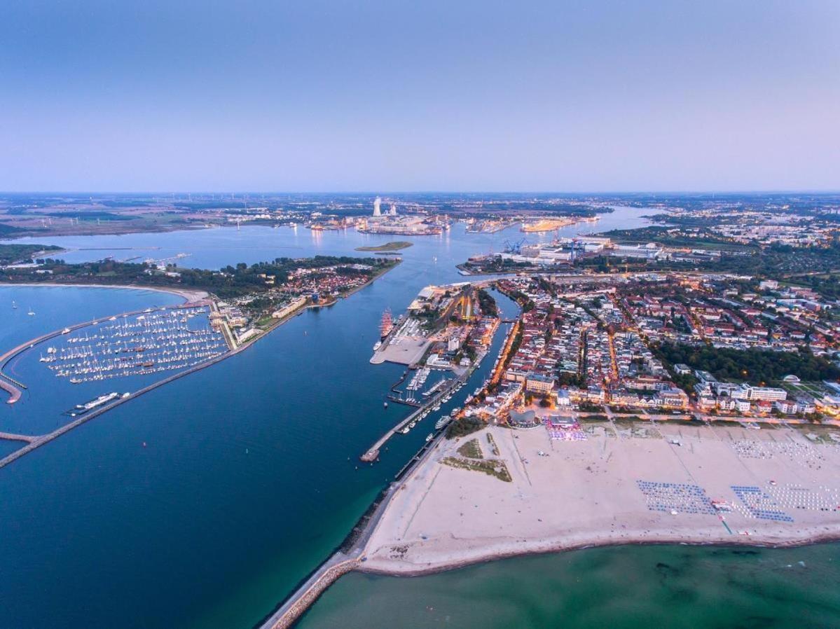 Haus Roeper: Seetang Rostock Exteriör bild